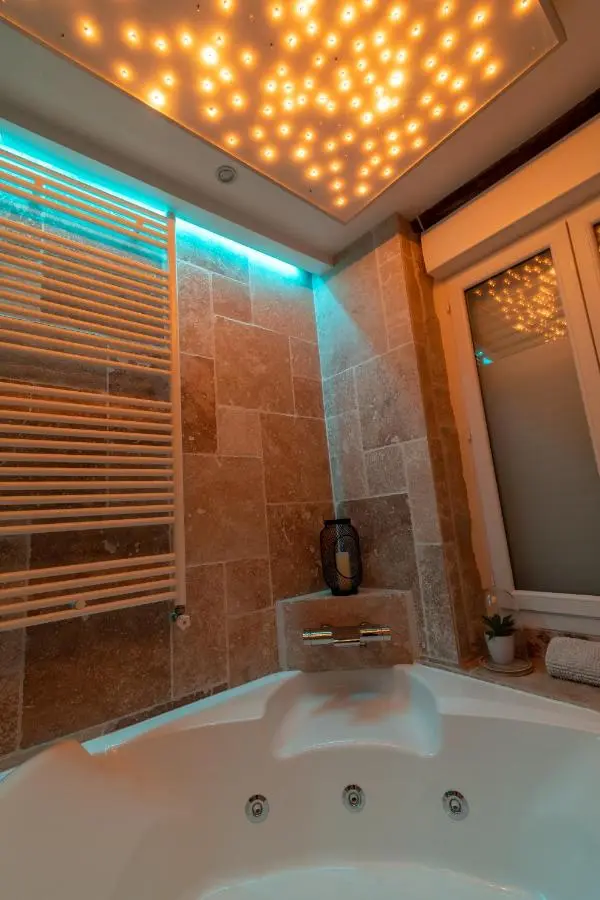 Détail de la salle de bain