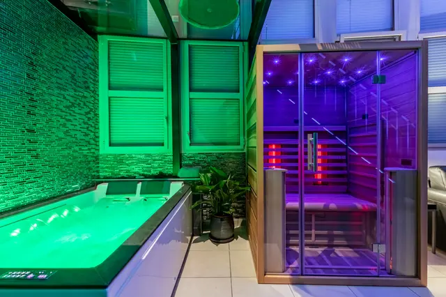 Le jacuzzi en chromothérapie verte